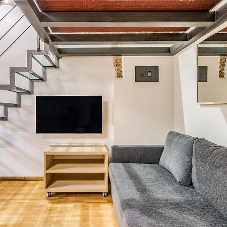 Ferrari Apartment Милано Екстериор снимка