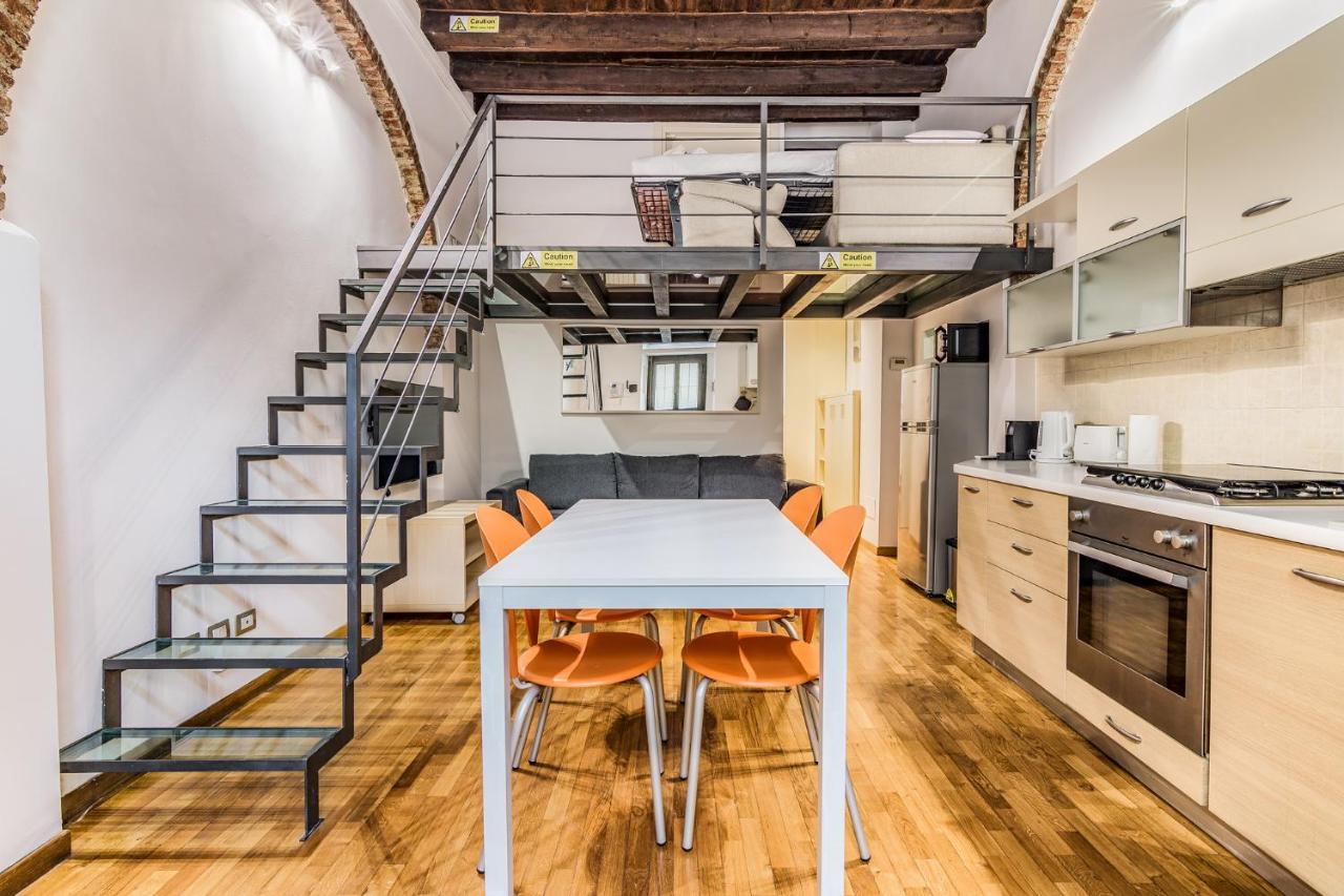 Ferrari Apartment Милано Екстериор снимка