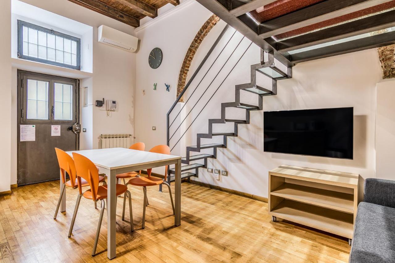 Ferrari Apartment Милано Екстериор снимка